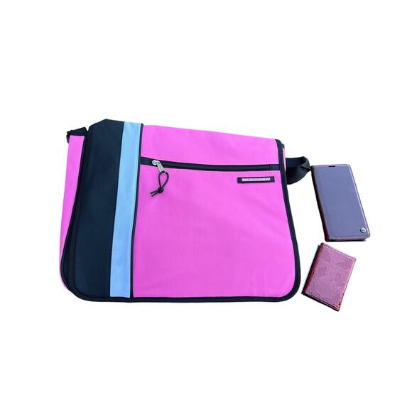 Pink Travel Messenger Laptop Commuter TravelMaker Bag with Adjustable Strap NEW - Picture 6 of 16